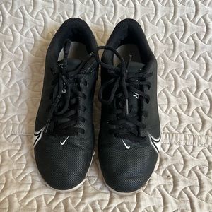 Nike Vapor Football Cleats - Big Kids Size 7 • Normal Wear